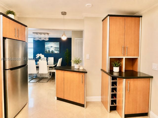 1600 S Ocean Dr 14F, Hollywood, FL 33019