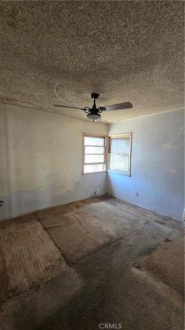 1605 E Orchard, Compton, CA 90221