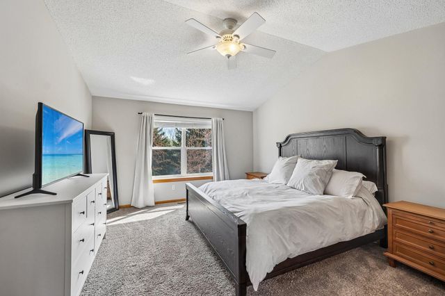16369 Javari Court, Lakeville, MN 55044