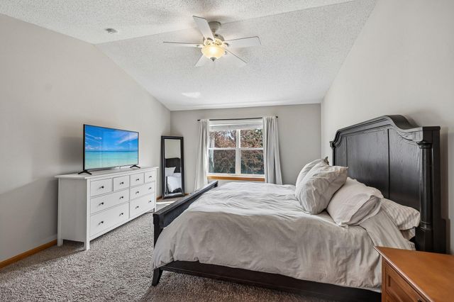 16369 Javari Court, Lakeville, MN 55044