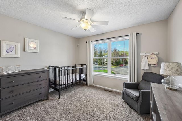 16369 Javari Court, Lakeville, MN 55044