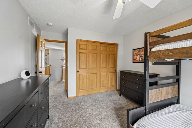 16369 Javari Court, Lakeville, MN 55044