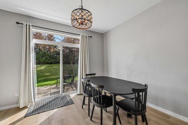 16369 Javari Court, Lakeville, MN 55044