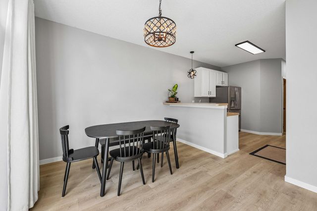16369 Javari Court, Lakeville, MN 55044