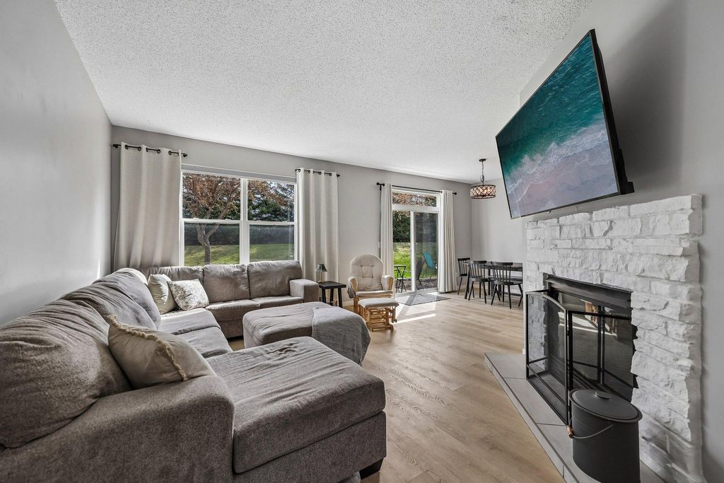 16369 Javari Court, Lakeville, MN 55044 — photo 3