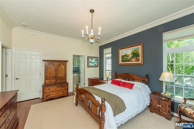 2 Harrison Way, Mount Arlington Boro, NJ 07856