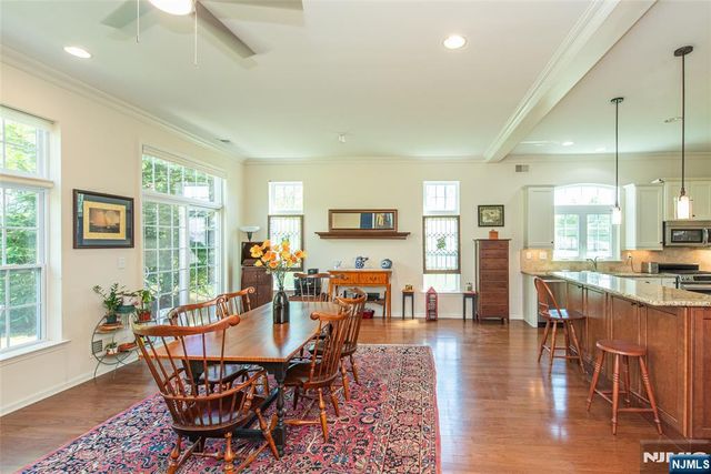 2 Harrison Way, Mount Arlington Boro, NJ 07856