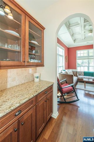 2 Harrison Way, Mount Arlington Boro, NJ 07856