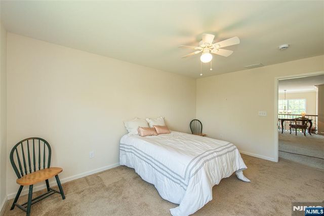 2 Harrison Way, Mount Arlington Boro, NJ 07856