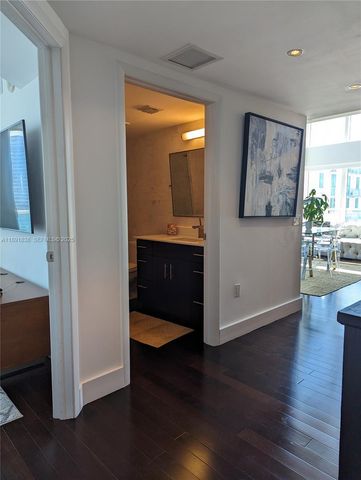 41 SE 5th Street 2302, Miami, FL 33131