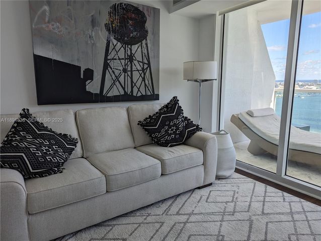 41 SE 5th Street 2302, Miami, FL 33131