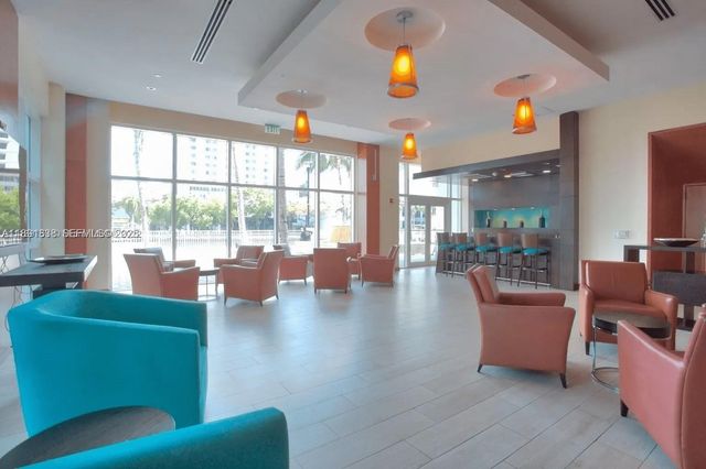 41 SE 5th Street 2302, Miami, FL 33131