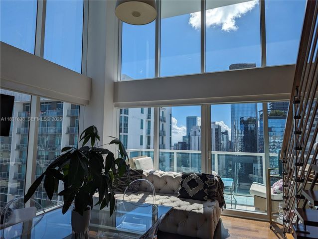 41 SE 5th Street 2302, Miami, FL 33131