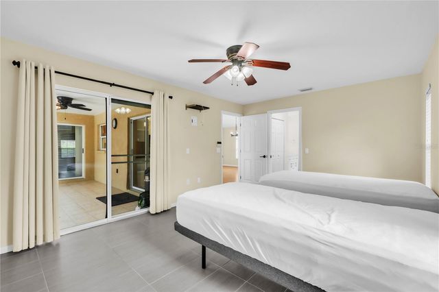 2114 49TH AVENUE E, Bradenton, FL 34203