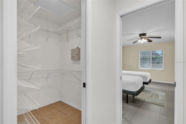 2114 49TH AVENUE E, Bradenton, FL 34203