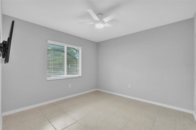 2114 49TH AVENUE E, Bradenton, FL 34203
