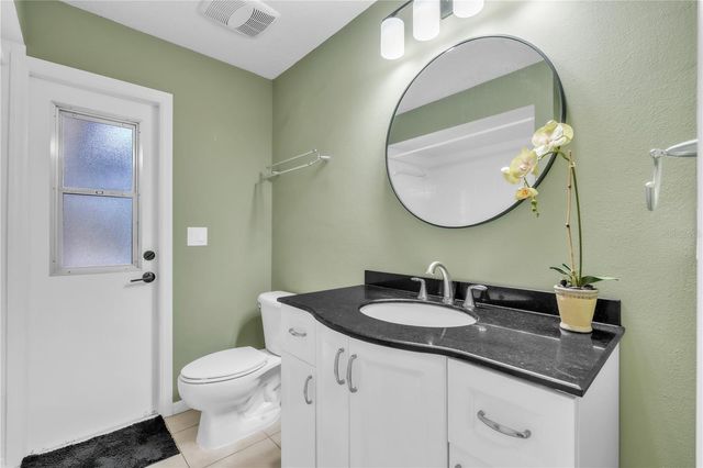 2114 49TH AVENUE E, Bradenton, FL 34203