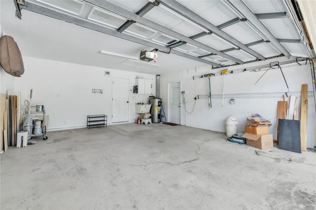 2114 49TH AVENUE E, Bradenton, FL 34203