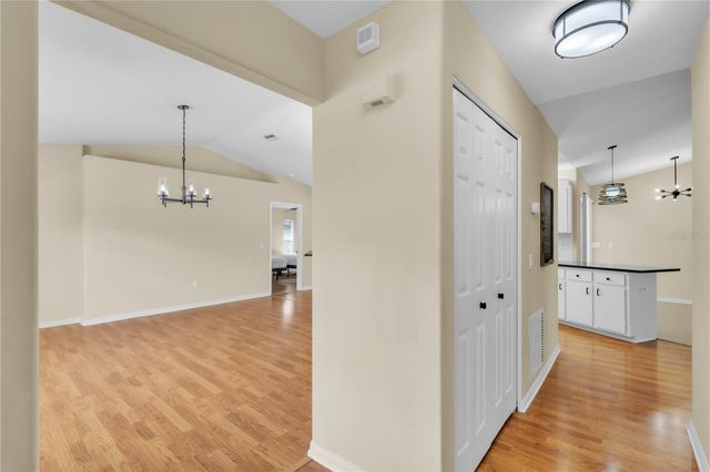 2114 49TH AVENUE E, Bradenton, FL 34203