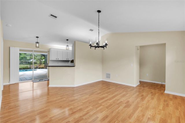 2114 49TH AVENUE E, Bradenton, FL 34203