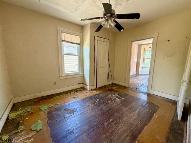 242 Filmore St, Phillipsburg Town, NJ 08865