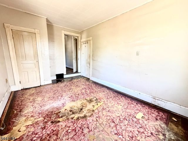 242 Filmore St, Phillipsburg Town, NJ 08865