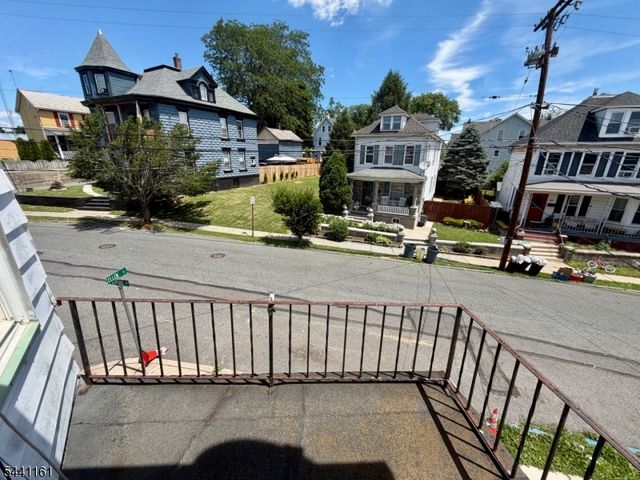 242 Filmore St, Phillipsburg Town, NJ 08865