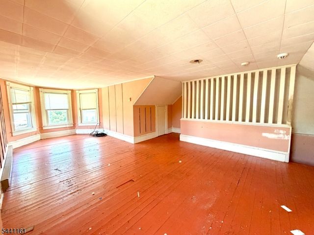 242 Filmore St, Phillipsburg Town, NJ 08865