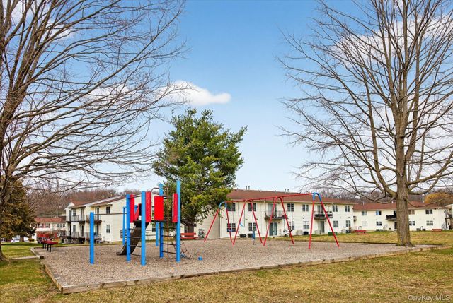 276 Temple Hill Road 1515, New Windsor, NY 12553