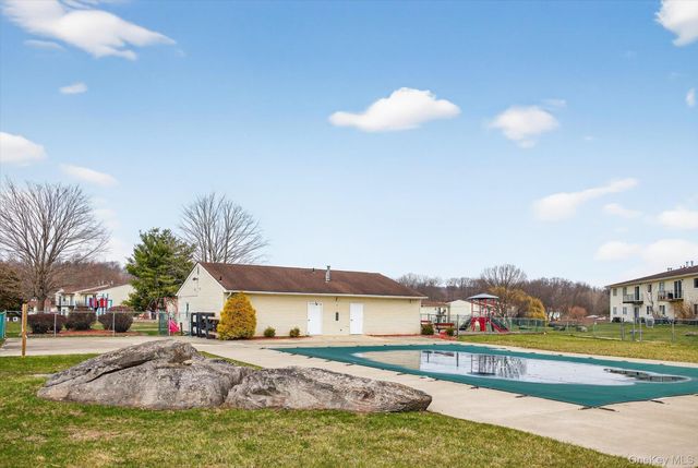 276 Temple Hill Road 1515, New Windsor, NY 12553