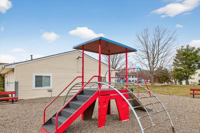 276 Temple Hill Road 1515, New Windsor, NY 12553