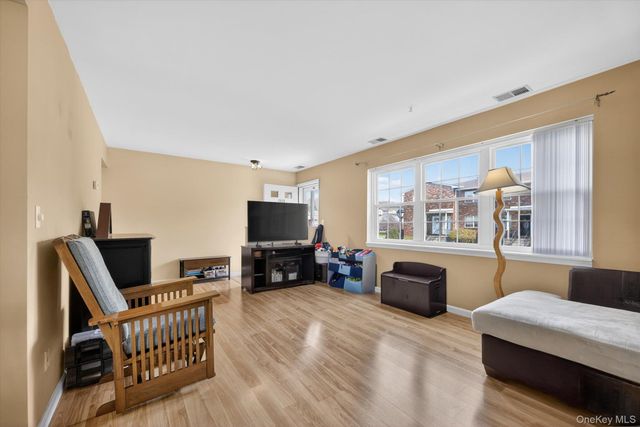 276 Temple Hill Road 1515, New Windsor, NY 12553