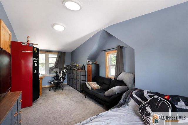 485 E Woodbridge Avenue, Avenel, NJ 07001