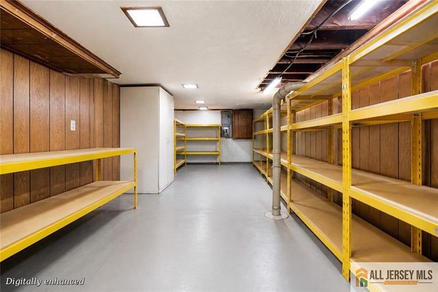 485 E Woodbridge Avenue, Avenel, NJ 07001