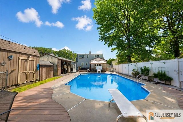 485 E Woodbridge Avenue, Avenel, NJ 07001