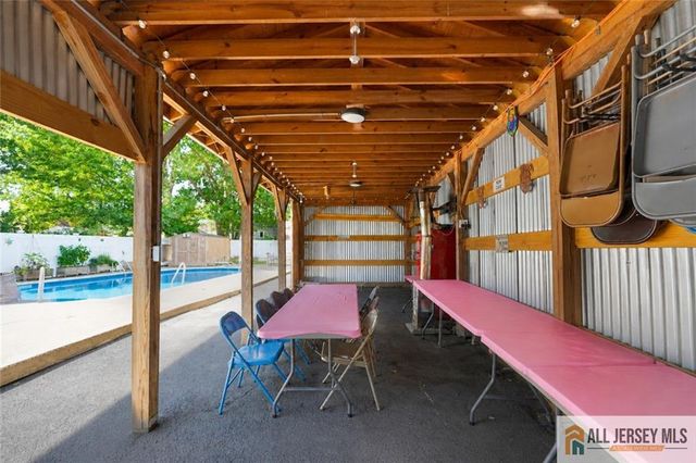 485 E Woodbridge Avenue, Avenel, NJ 07001