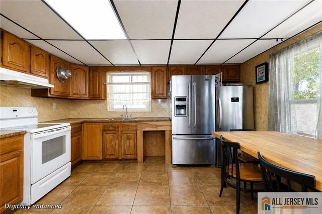 485 E Woodbridge Avenue, Avenel, NJ 07001