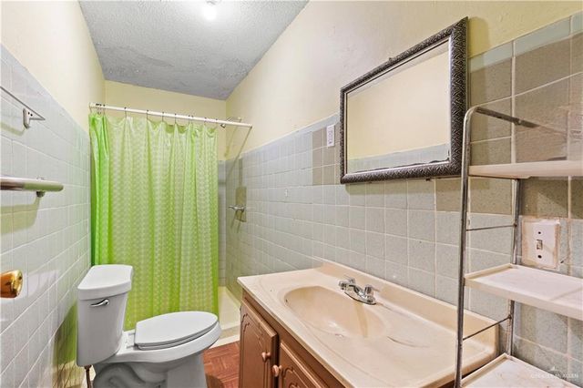 801 Carlos Street, Mission, TX 78572