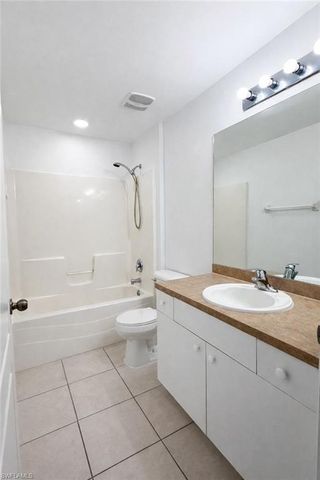 3215 13th ST SW, Lehigh Acres, FL 33976