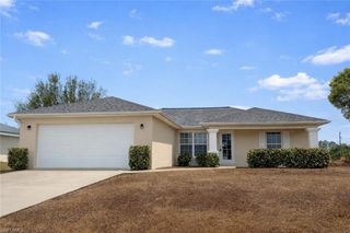3215 13th ST SW, Lehigh Acres, FL 33976