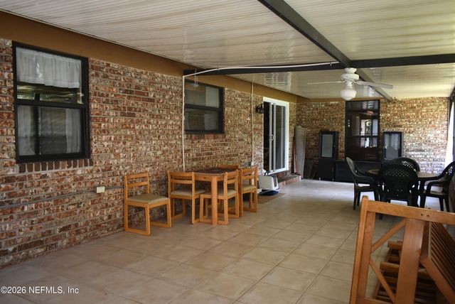 579 TARA FARMS Drive, Middleburg, FL 32068