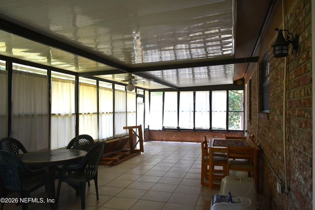 579 TARA FARMS Drive, Middleburg, FL 32068