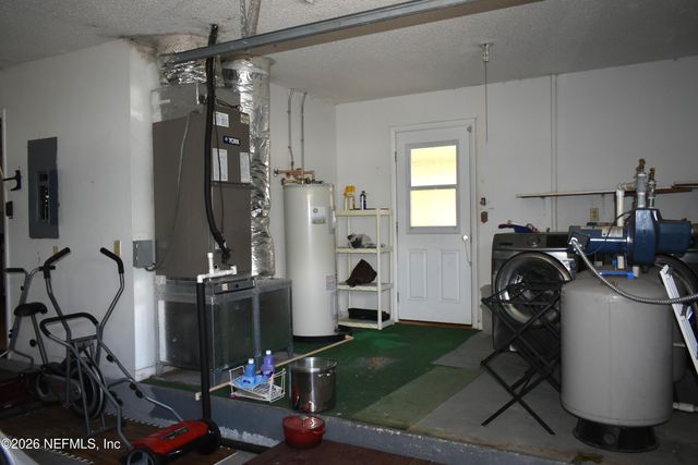 579 TARA FARMS Drive, Middleburg, FL 32068