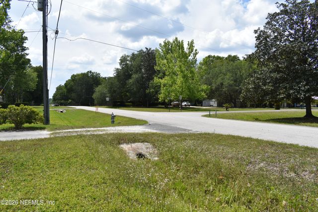 579 TARA FARMS Drive, Middleburg, FL 32068