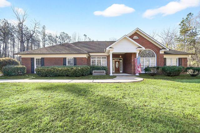 67 W West Straight Street, Waverly Hall, GA 31831