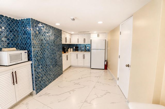 710 N OCEAN Boulevard 1205, Pompano Beach, FL 33062
