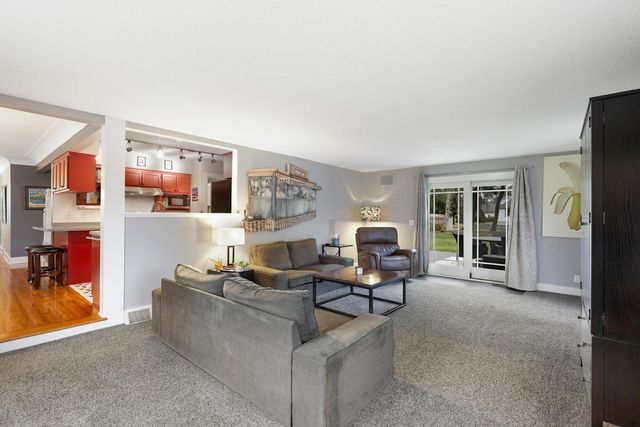 1334 3rd Avenue, Anoka, MN 55303