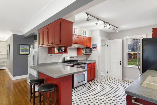 1334 3rd Avenue, Anoka, MN 55303