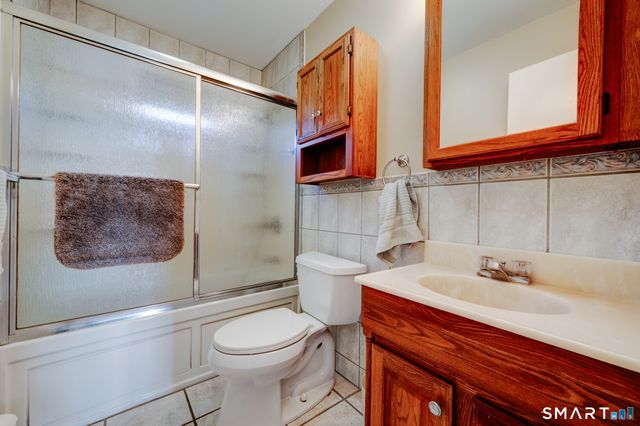 17 Hazel Street, Fairfield, CT 06825