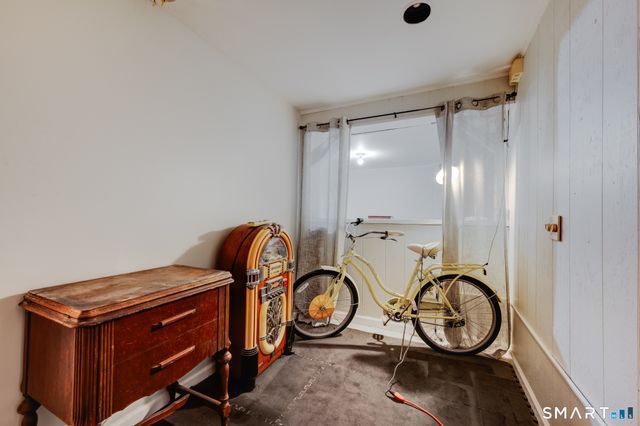 17 Hazel Street, Fairfield, CT 06825